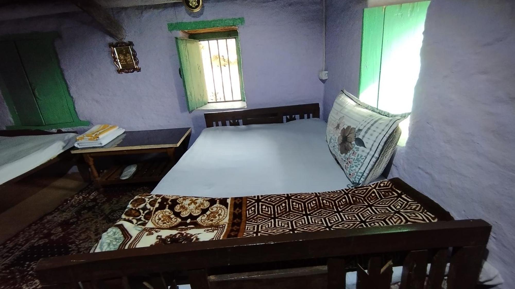 Dwarahat Village Farmstay- Babaji'S Cave Habitación foto
